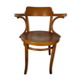 Old curved wooden armchair, 1930/1950. 78x58x48 cm.