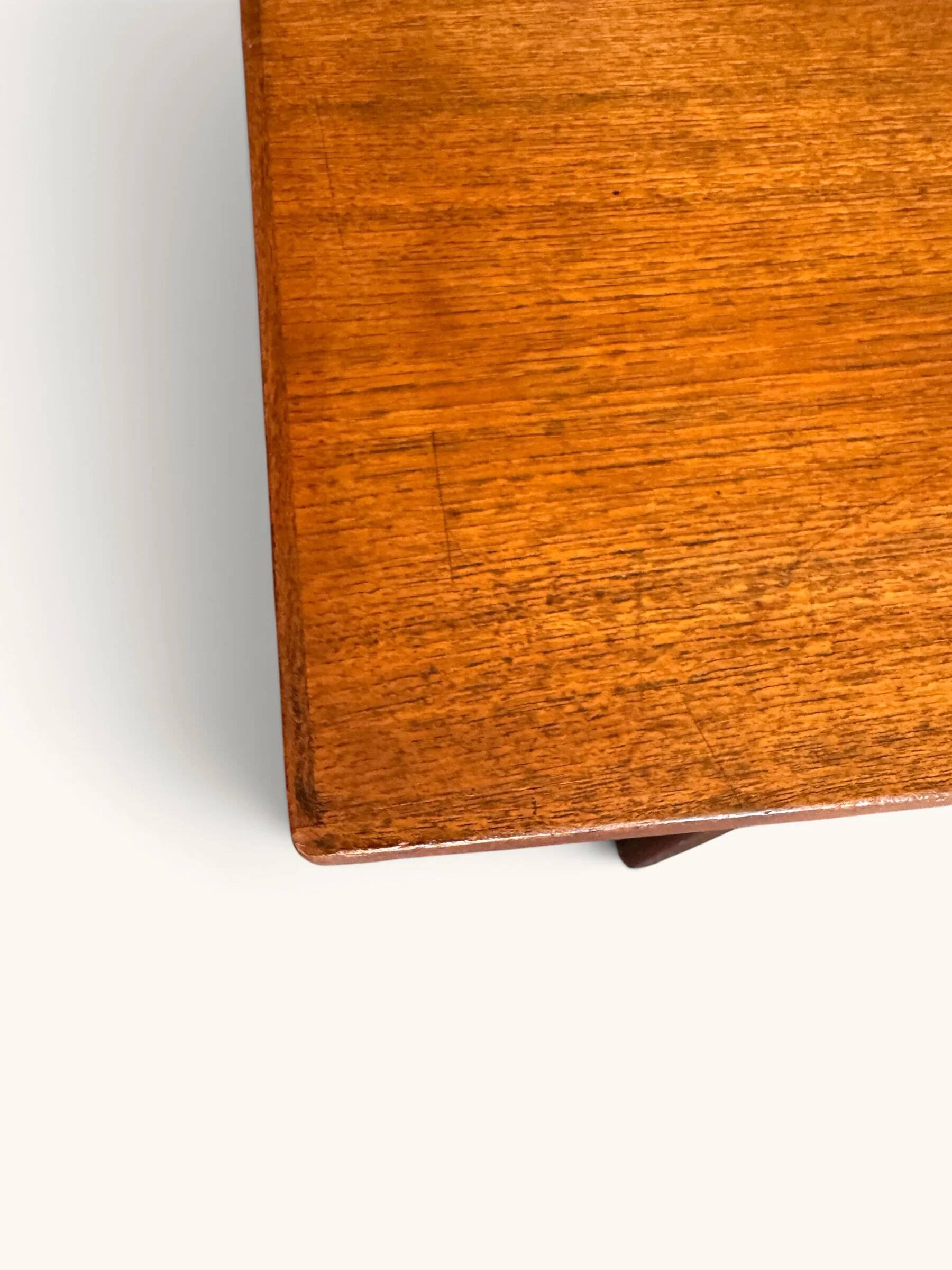 Vintage Mid-Century coffee table and dining table in one, Grete Jalk for Glostrup.