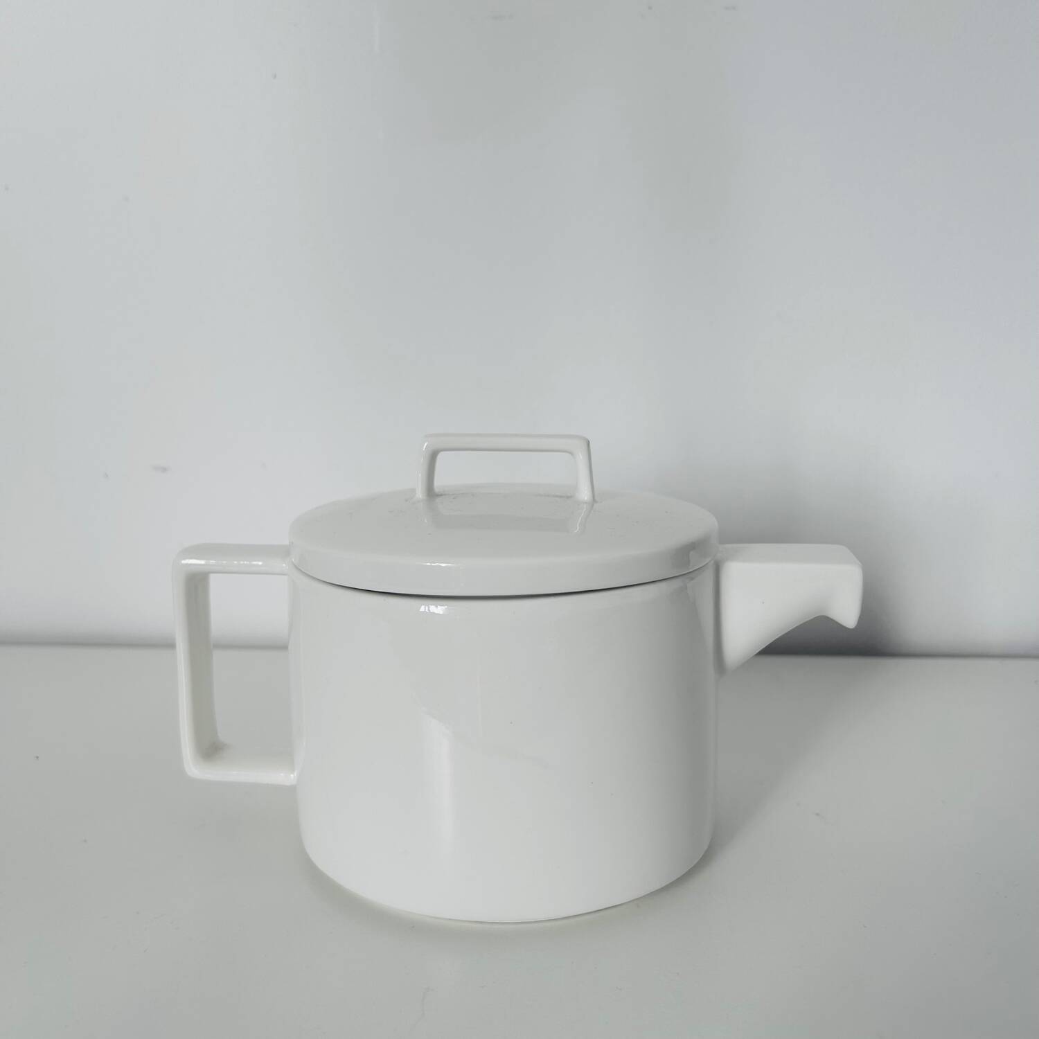Bourroulec Brothers designer teapot for Monoprix