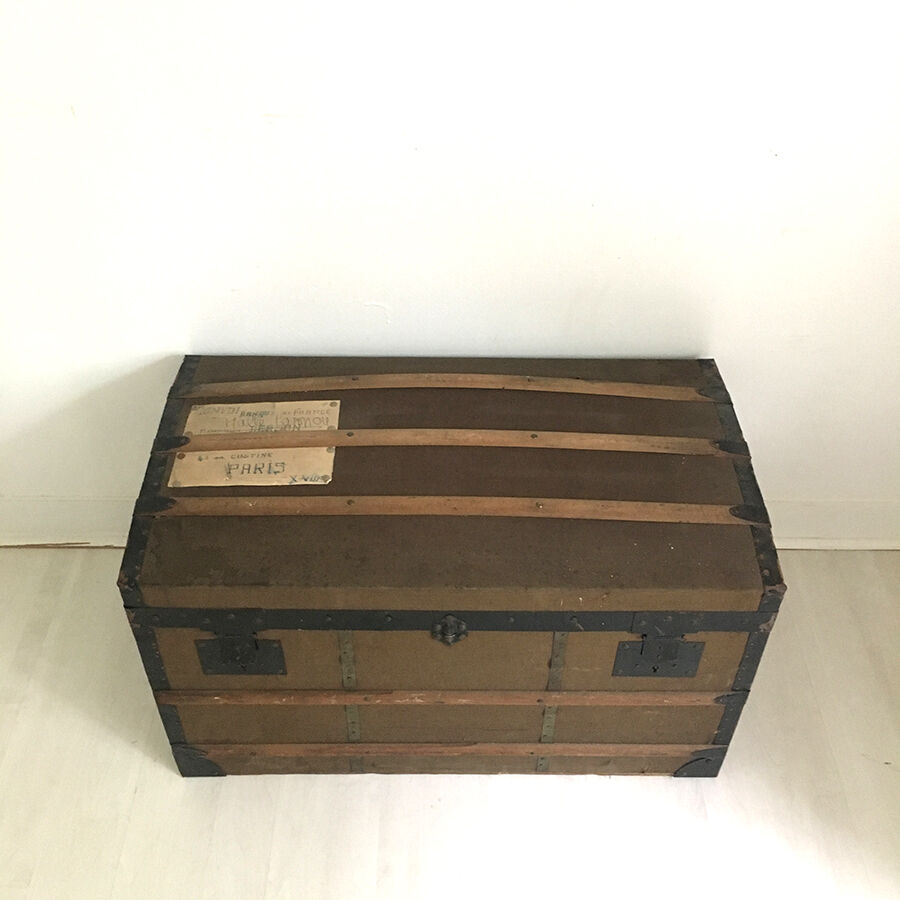 Vintage  travel trunk 40's