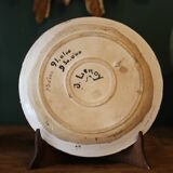 Assiette en grès émaillé signée J. Leroy circa 1960