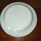 Assiette en faïence de Nevers, XIXème Siècle à décor de palais