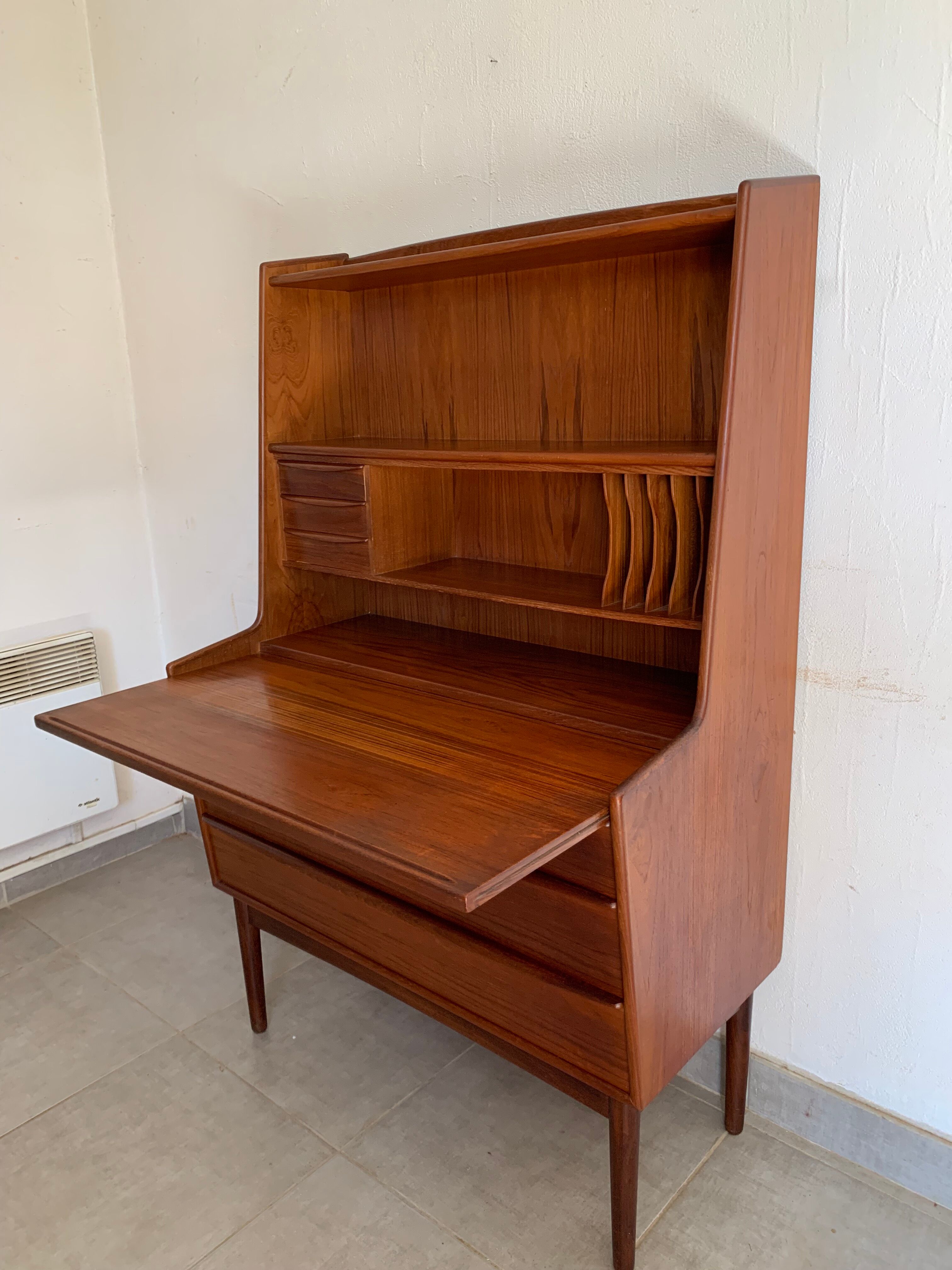 Secretaire vintage danois en teck par svend a.madsen
