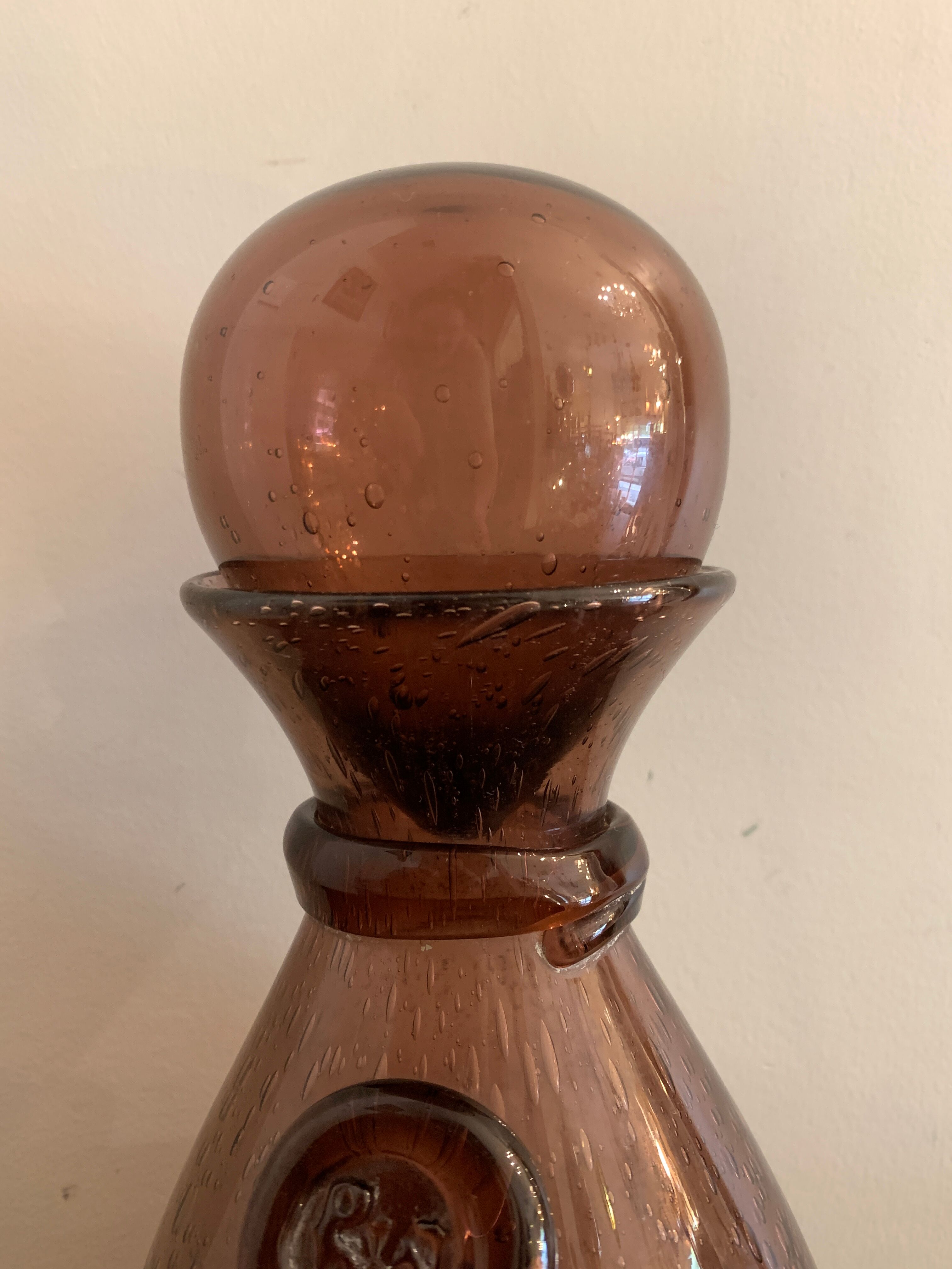 Biot blown glass wine decanter, pink color of the sands