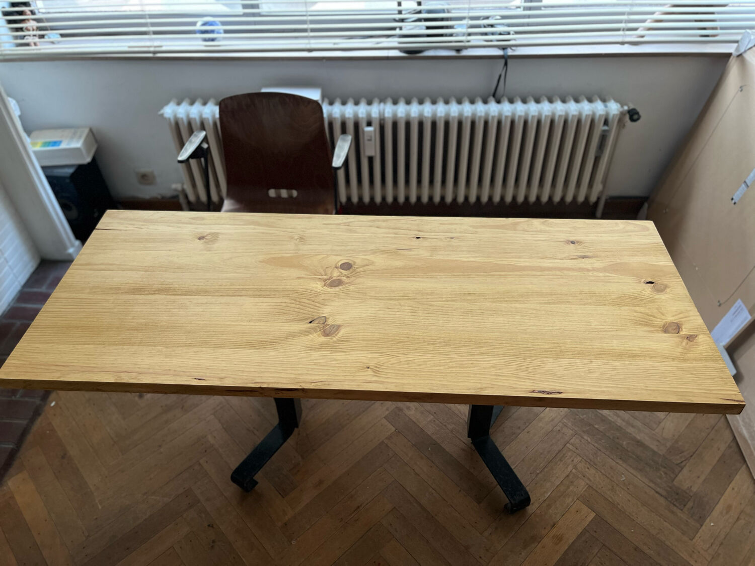 Table Charlotte Perriand