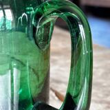 Tasse, chope en verre vert bouteille
