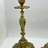 2 candlesticks