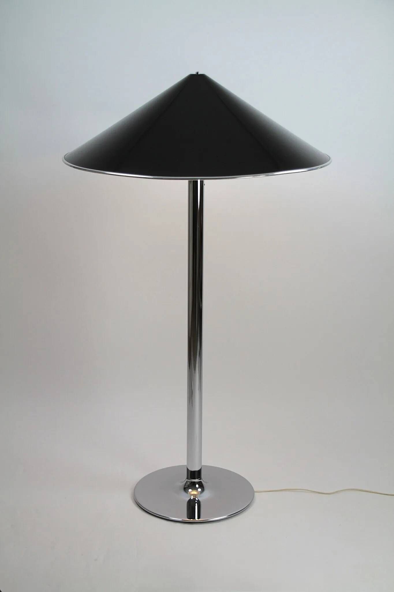 Ateljé Lyktan floor lamp with rare oversized custom shade – Sweden, 1970s
