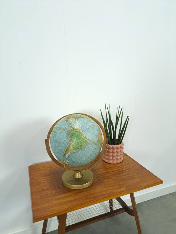 Globe scan globe A/S Danemark uit Frankrijk