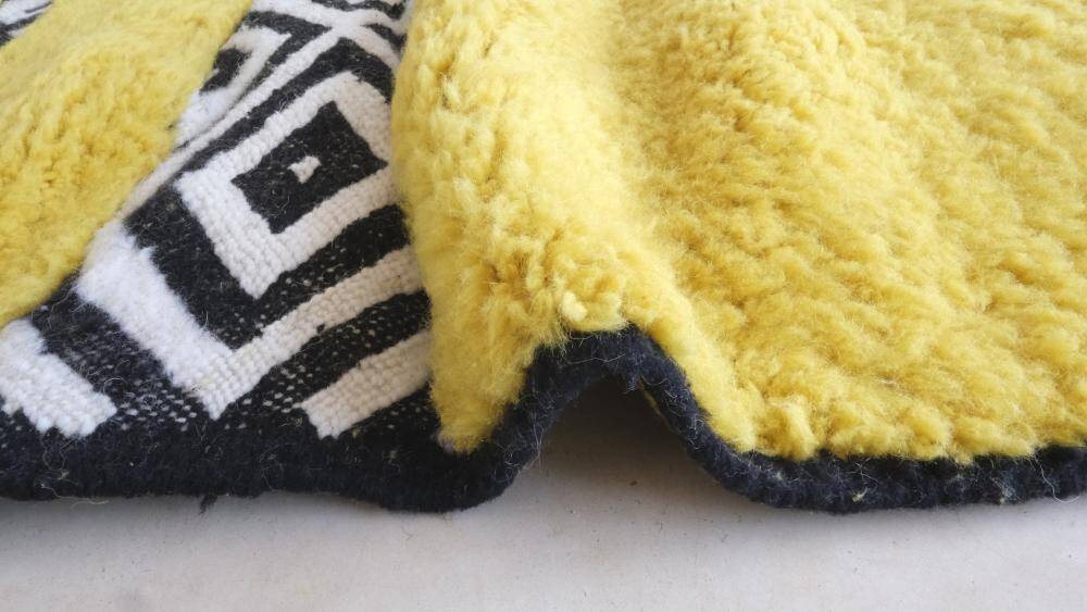 Berber Ethnic Rug - 296 x 196 cm