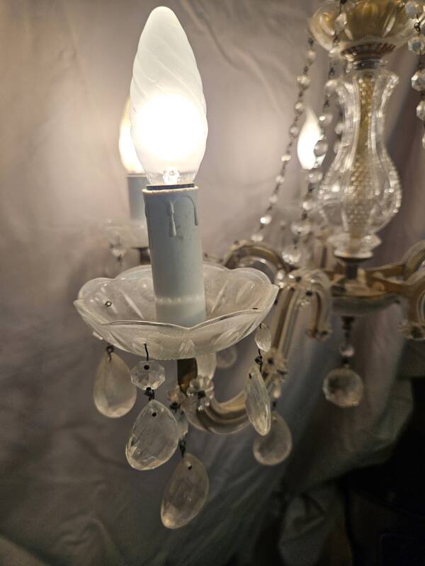 Vintage 5-arm tassel chandelier.