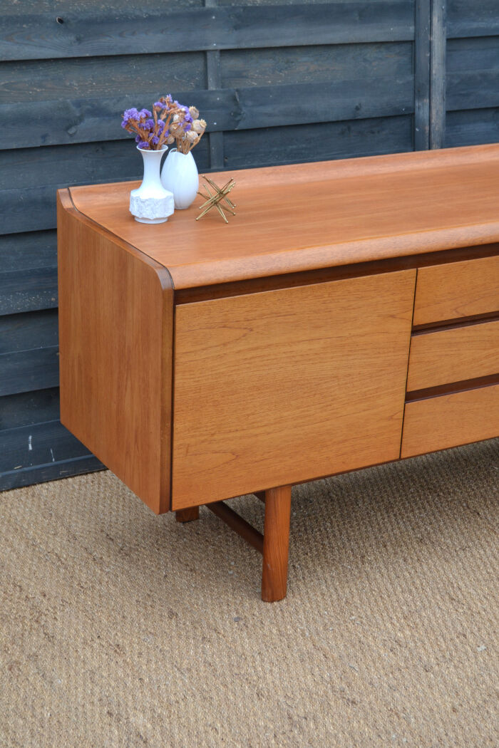 Enfilade by White & Newton curved * 208 cm