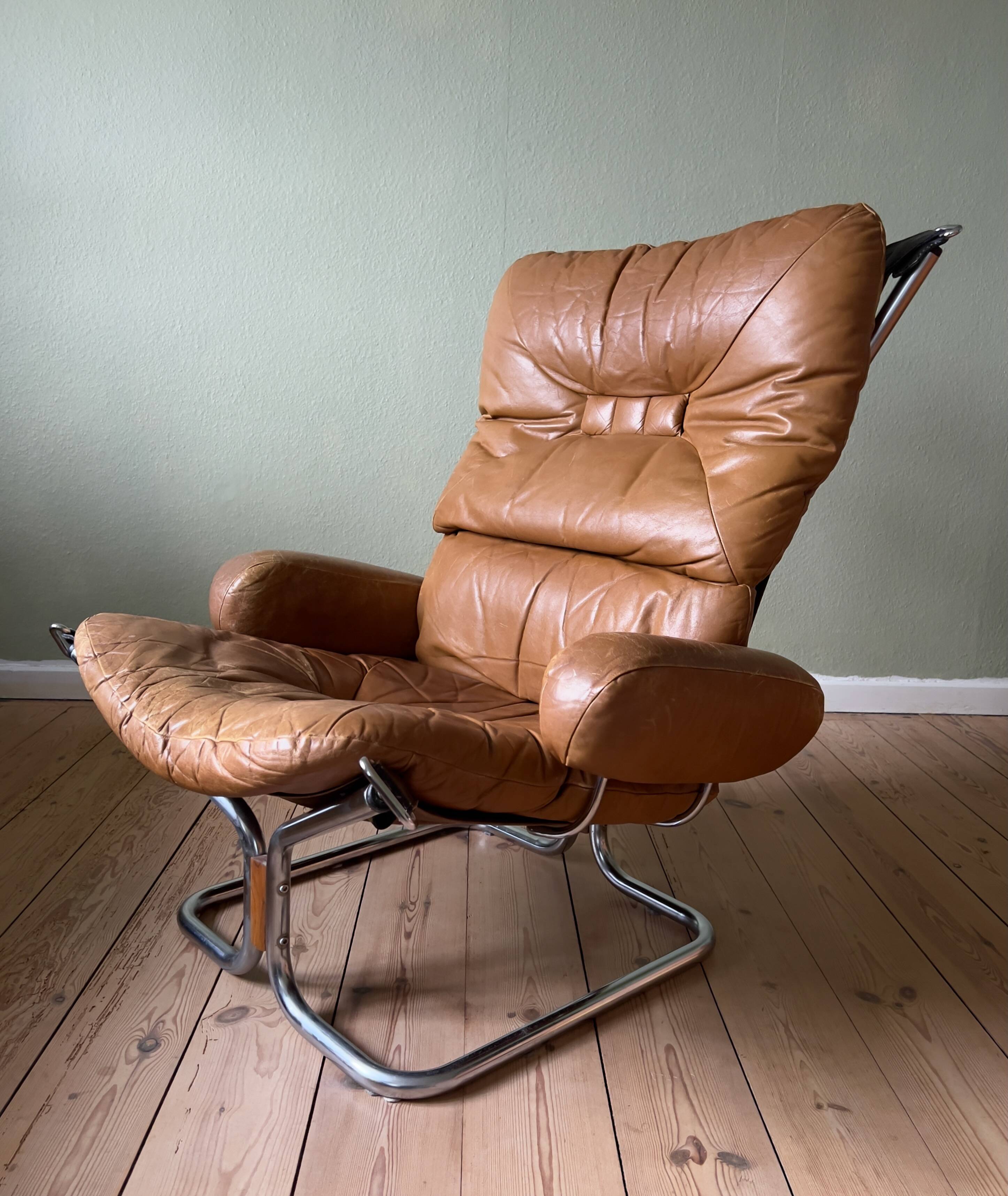 Fauteuil Westnofa "Wing" par Harald Relling 1970