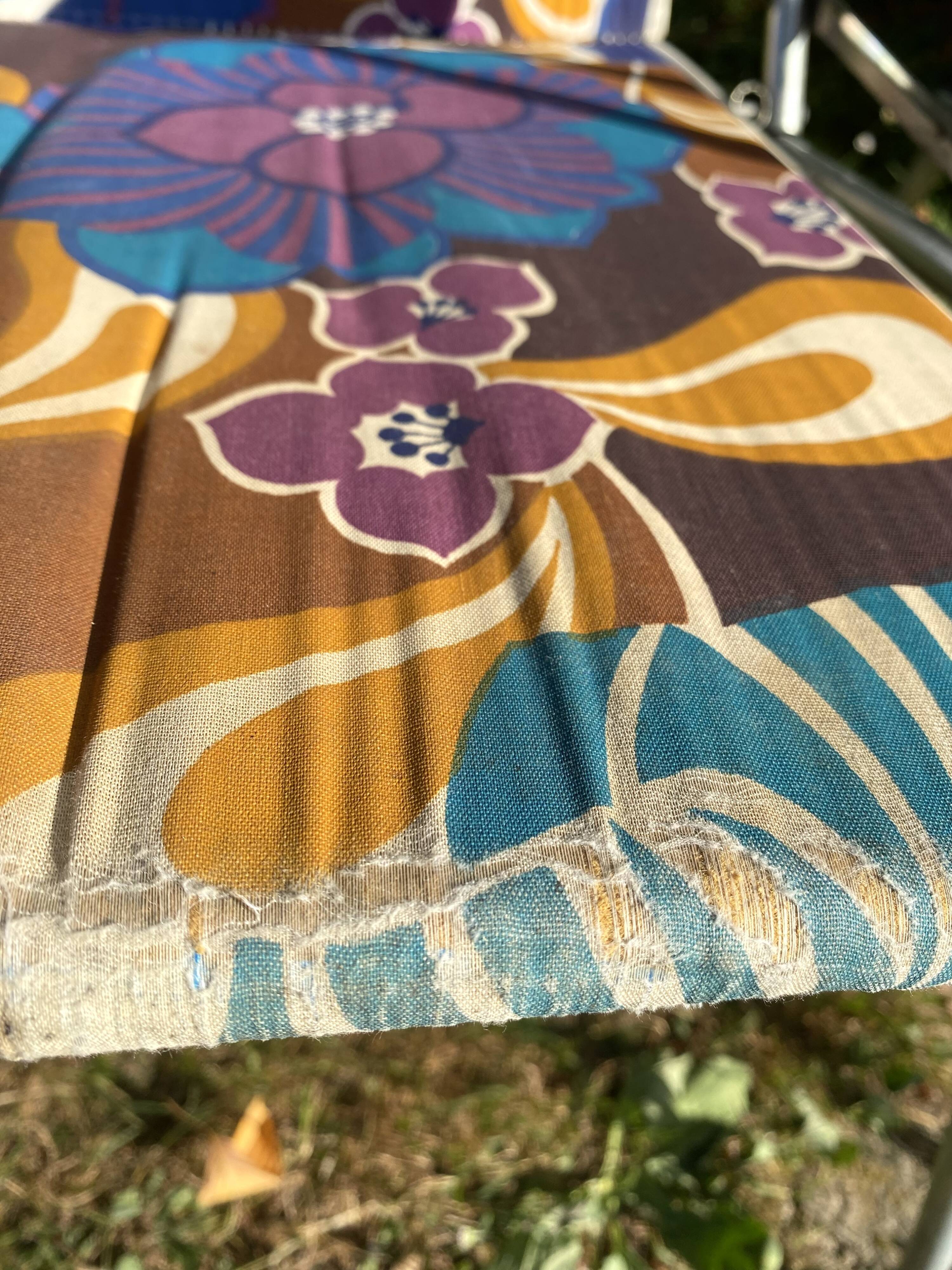 70s folding camping chairs, patio garden chairs