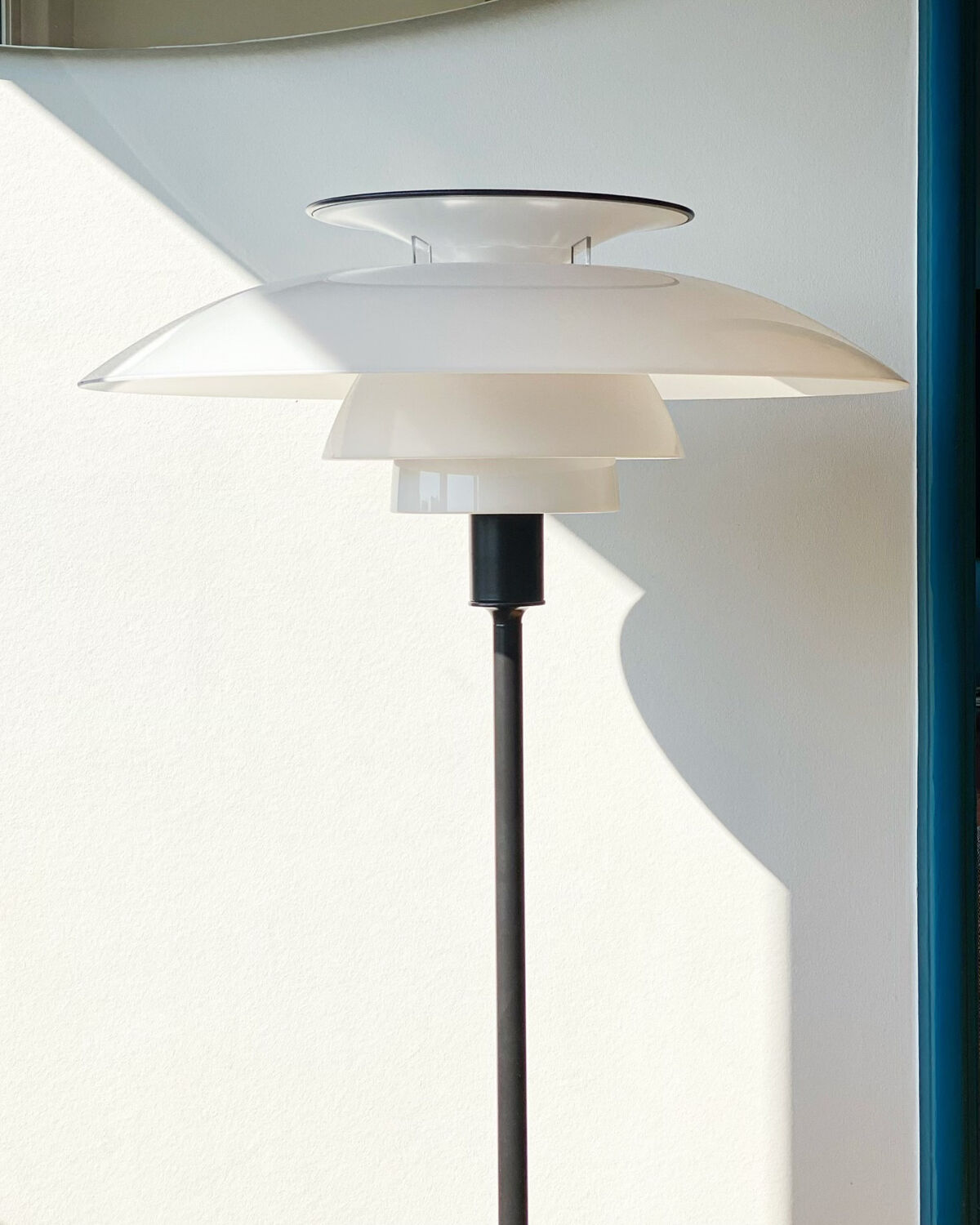 Ph80 floor lamp by Louis Poulsen