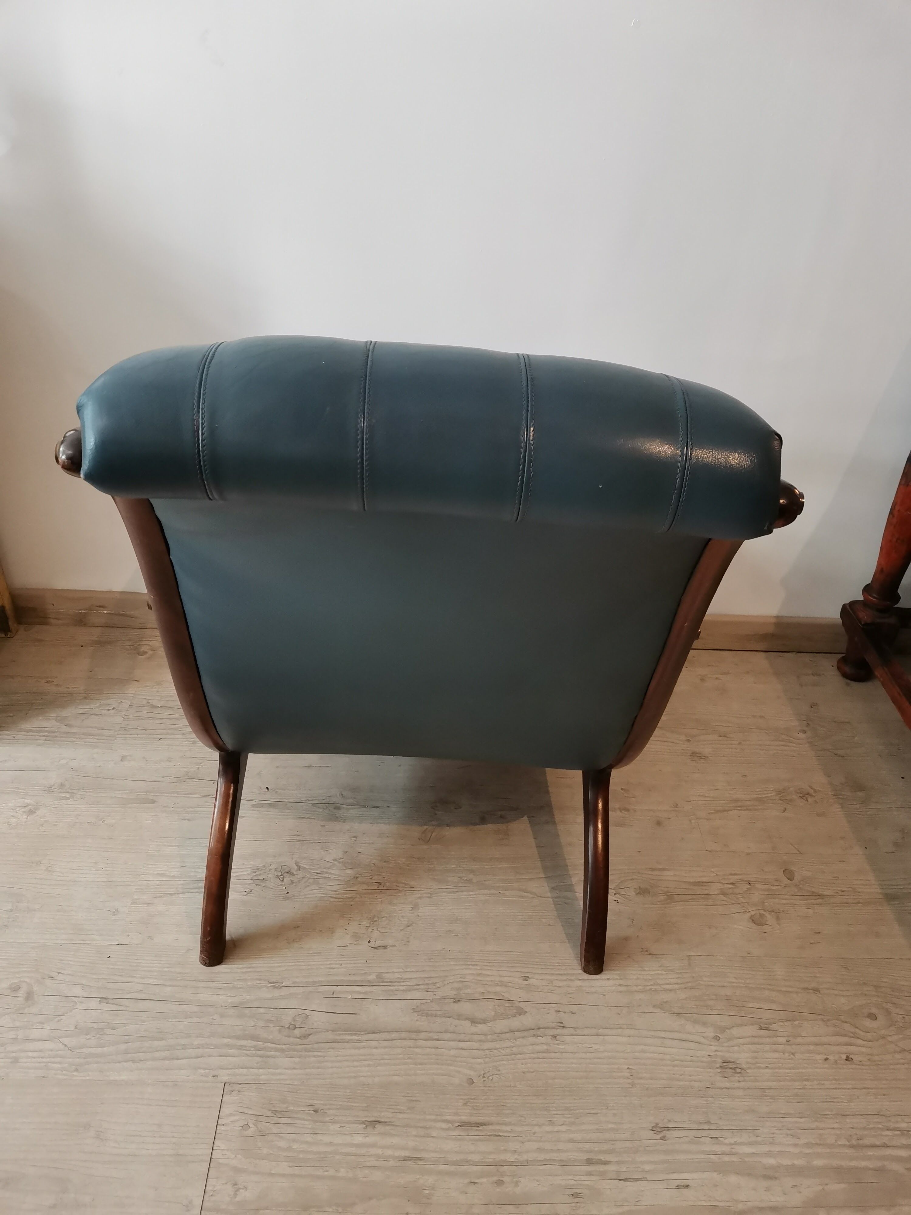 Victorian Armchair in English style