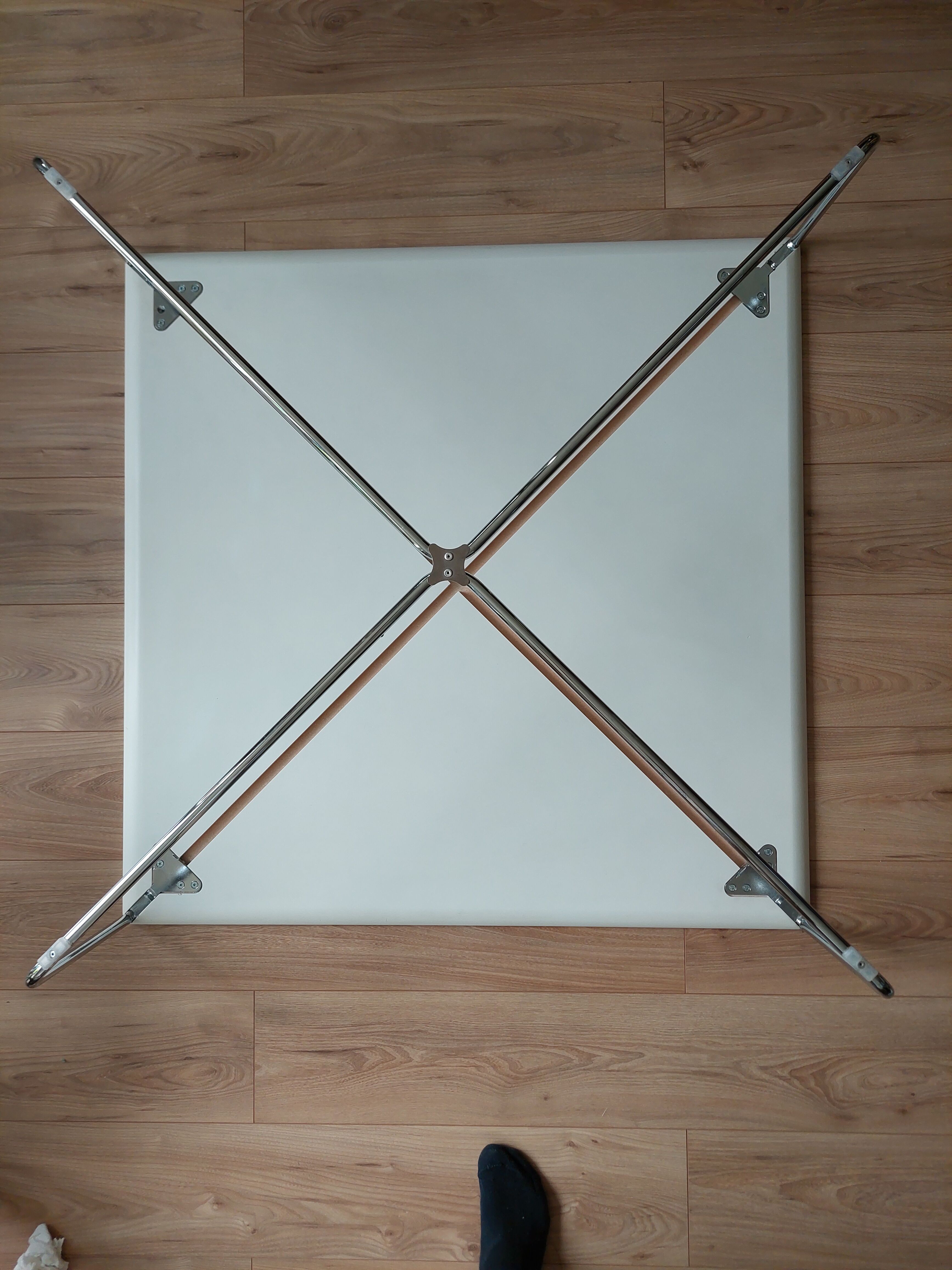 Artifort Diva coffee table