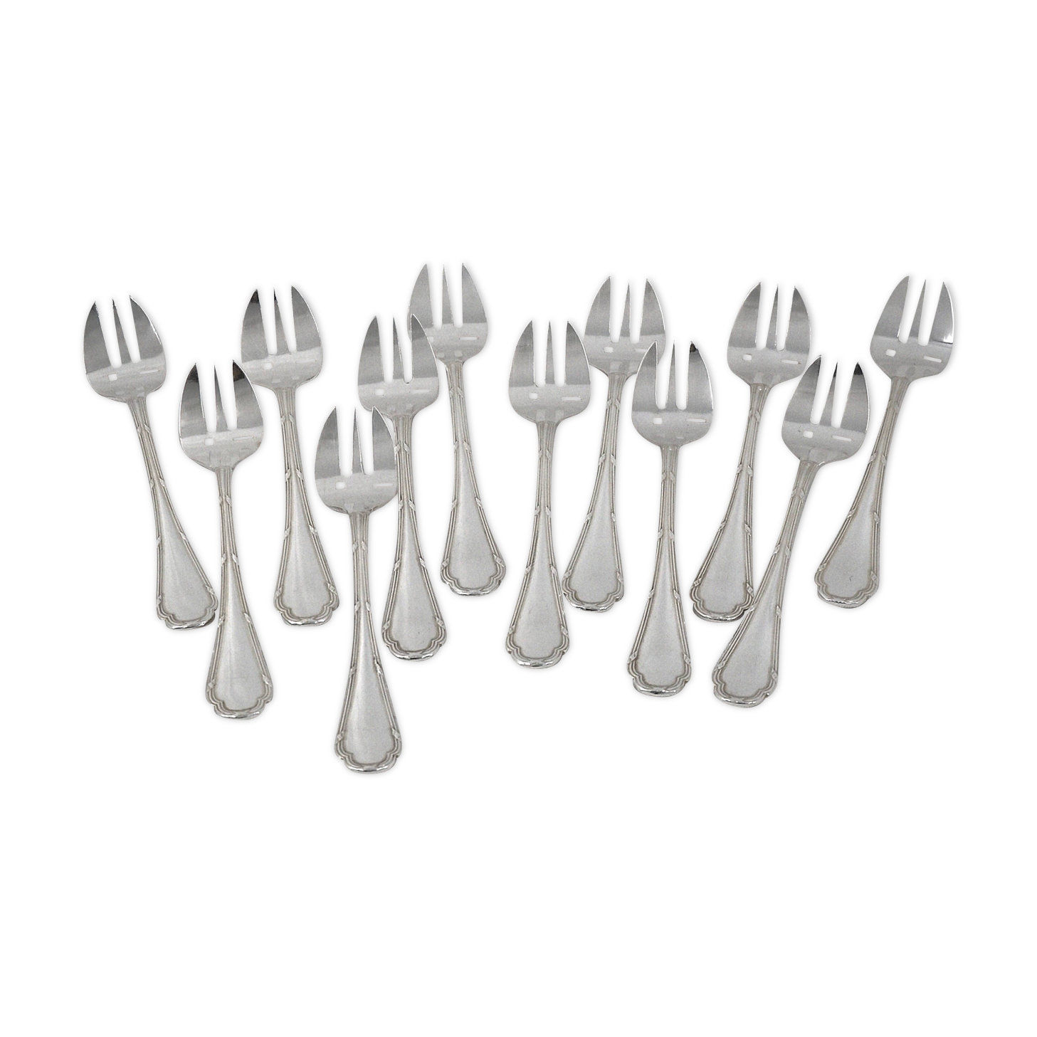 Ercuis Trianon, Rubans, 12 silver-plated oyster forks, excellent condition.
