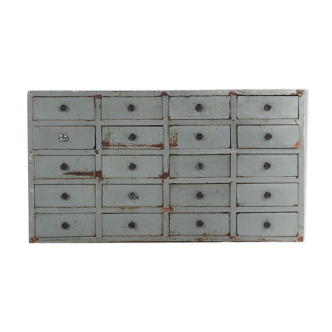 Dresser to 20 wooden drawers