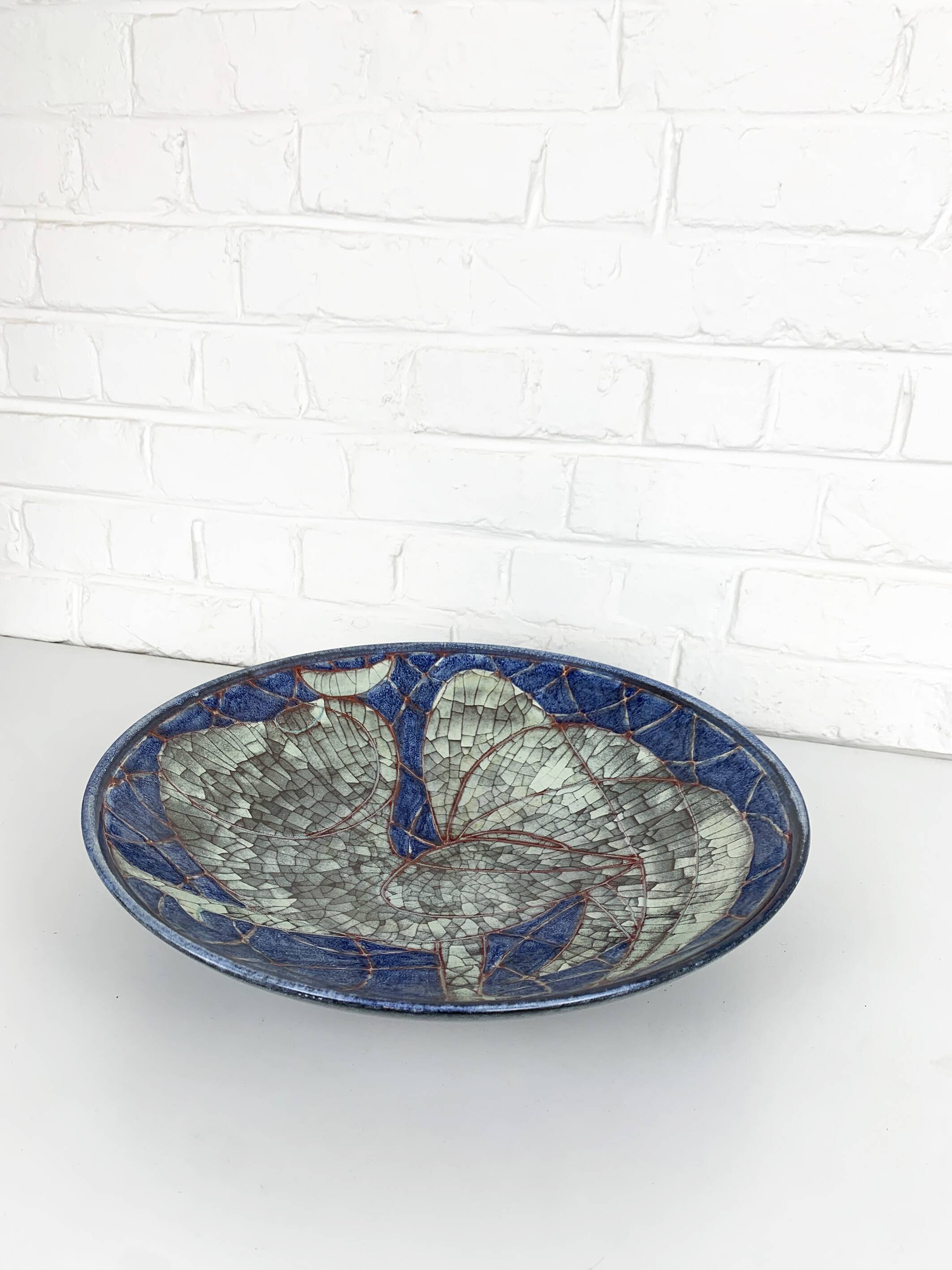 Ceramic dish by Marianne Starck for Michael Andersen & Son, Denmark