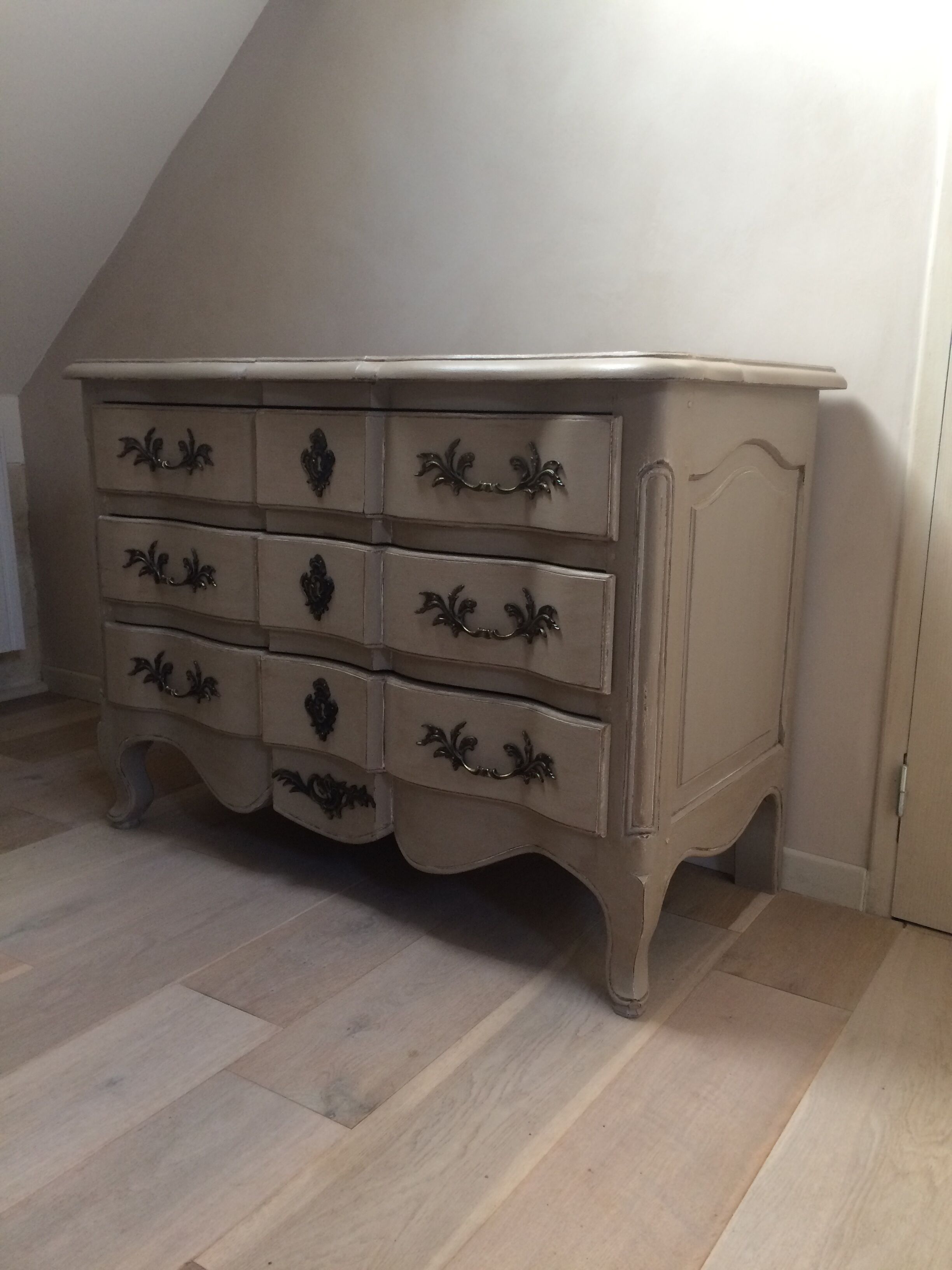 Dresser Louis XV crossbow patina