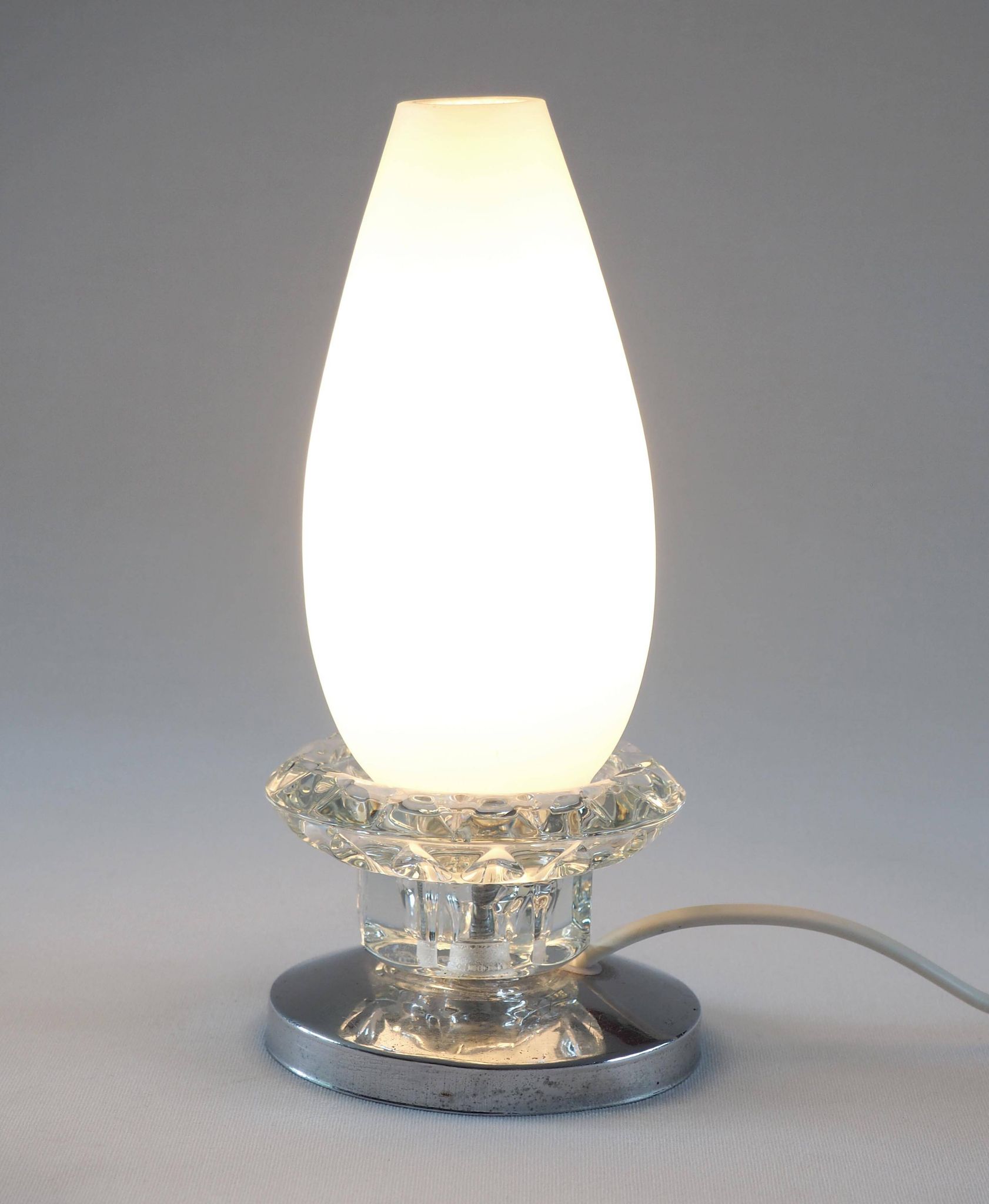 Lampe flute satinée ancienne