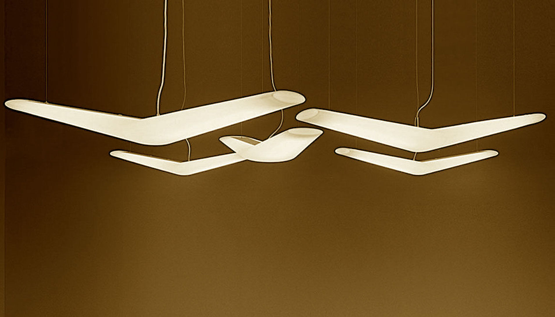 Seagull symmetric suspension design Wilmotte et Associés for artemide - 2004