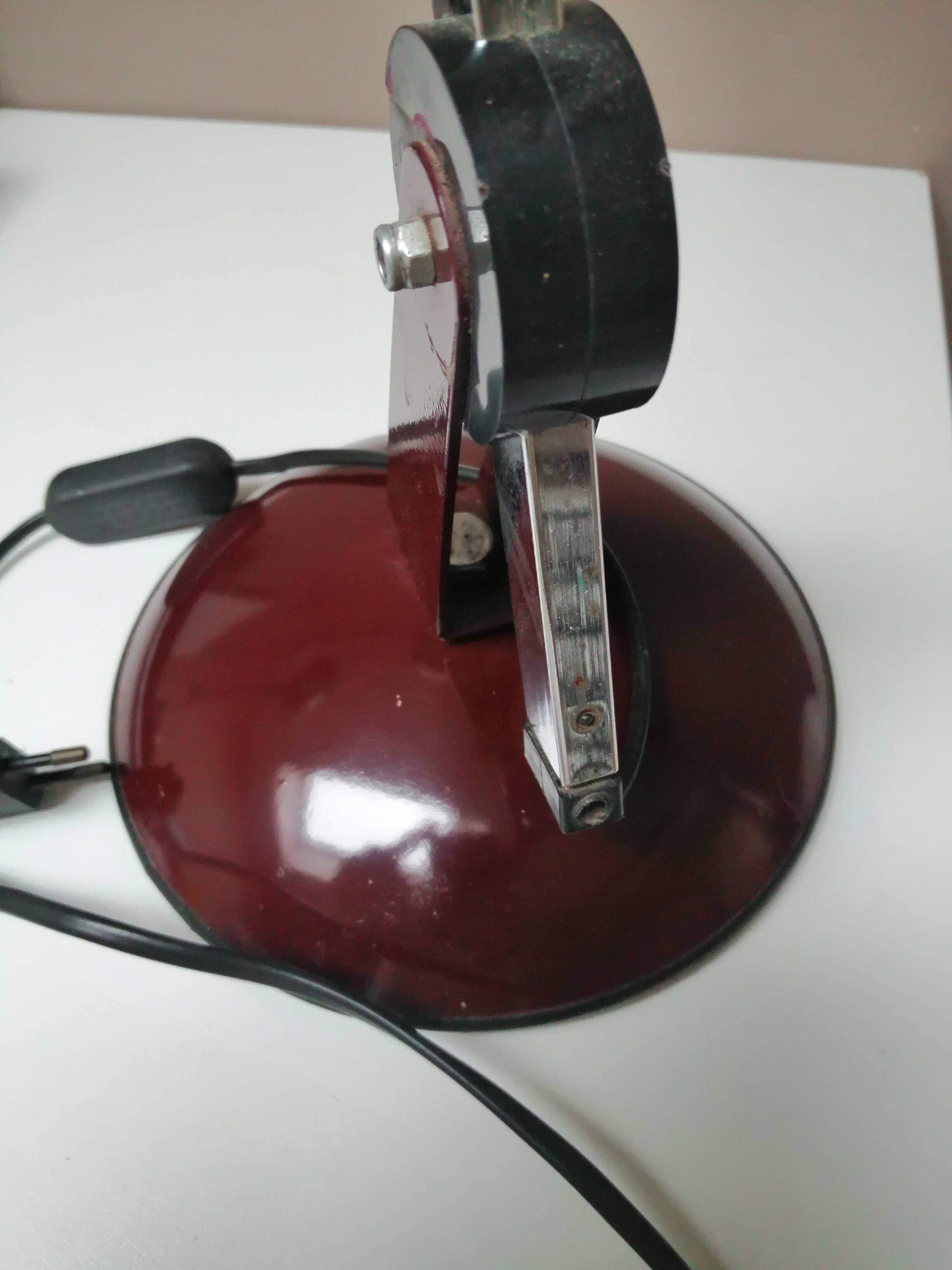 Vintage articulated desk lamp