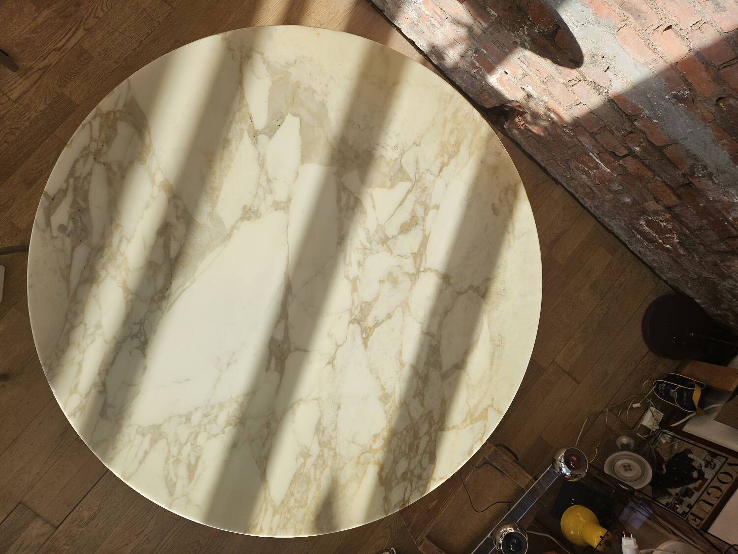 Table Eero by Knoll 1970