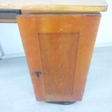 Desk model S22 by Jacques Hitier produced by Mobilor