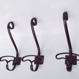 3 patères murales en fer forgé vintage
