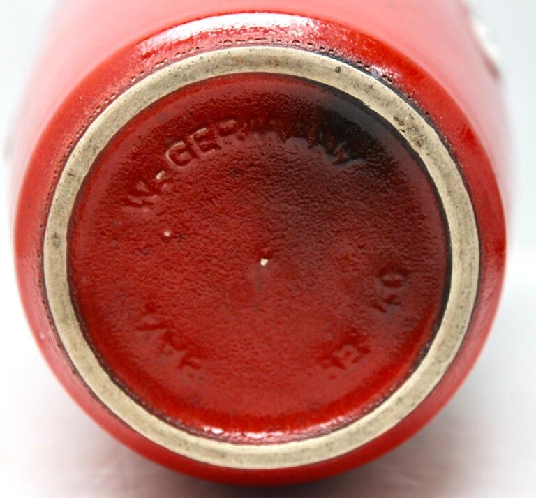 Red floor vase fat lava W-Germany '