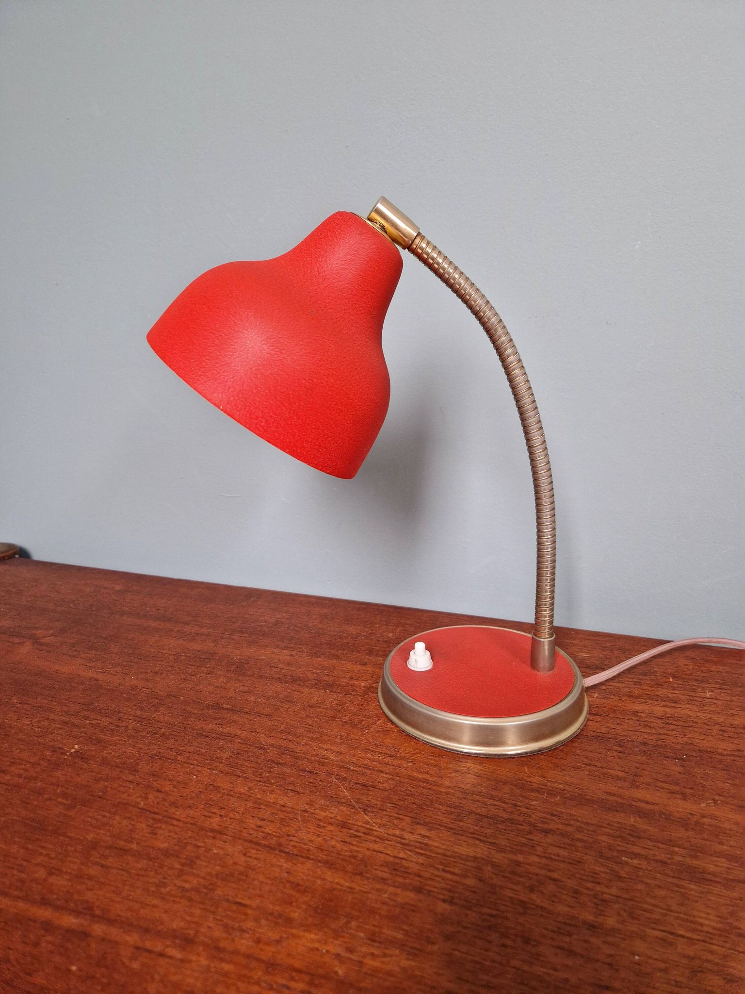 Vintage articulated desk lamp in red lacquered metal, 1950s