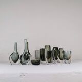 Midcentury collection of 12 pieces of art glass by Nils Landberg, Orrefors, Sweden, 1950s.