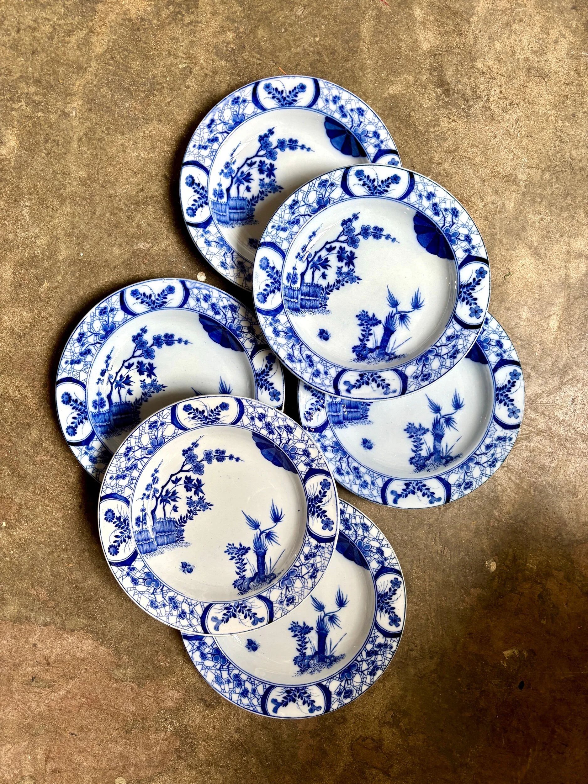 6 deep plates Creil & Montereau in blue ironstone, "Japan" service.