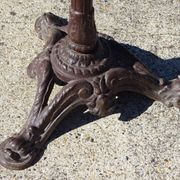 Authentic table pedestal table bistro "Parisienne" cast iron and sour marble