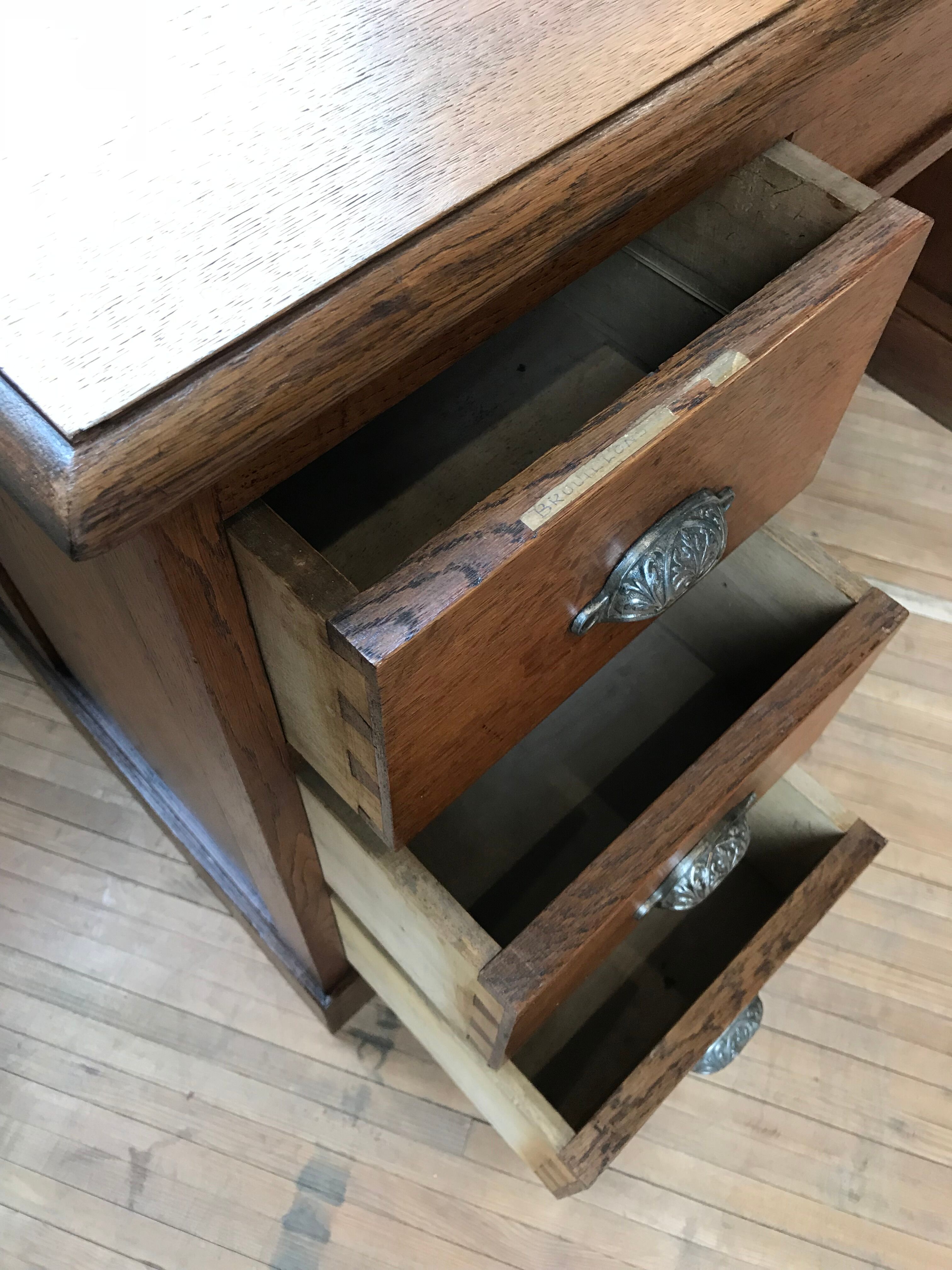 Desk with drawers in oak