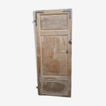 Antique door XVIIIth fittings