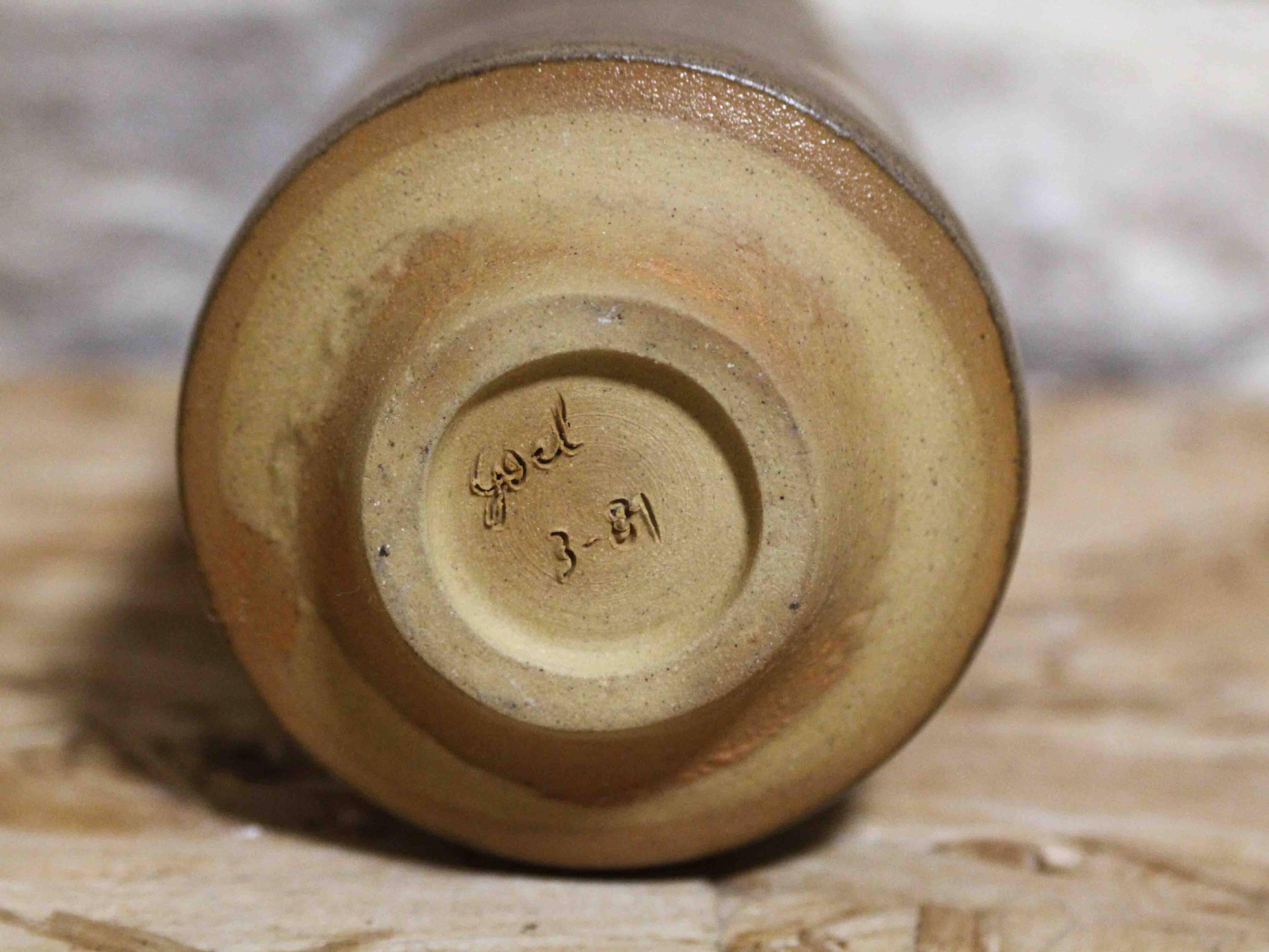 Glazed ceramic soliflore