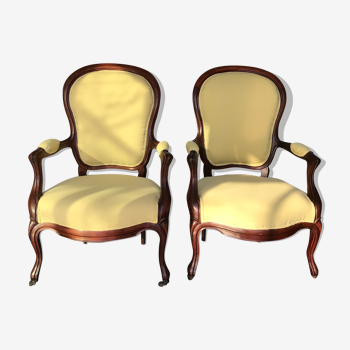 Pair of Louis XV medaillon armchairs