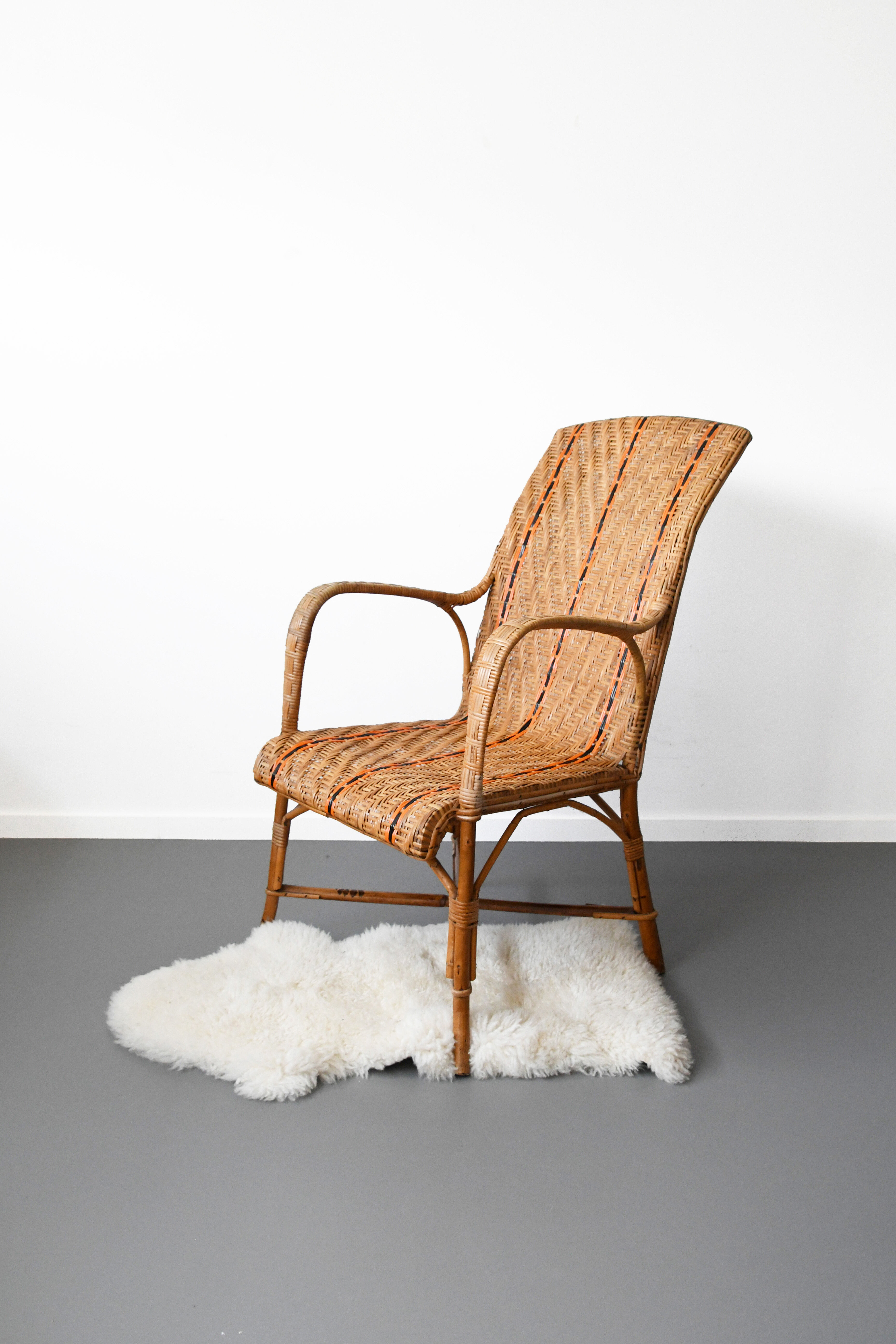 Vintage wicker/rattan armchair