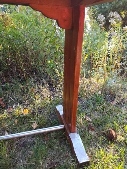 Bistro table in Formica