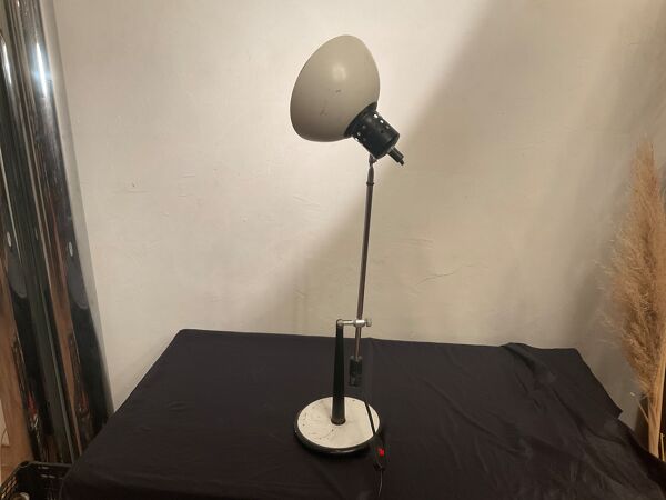 Lampe de bureau à bascule design aluminor