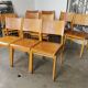 Lot de 6 chaises de théâtre en bois blond