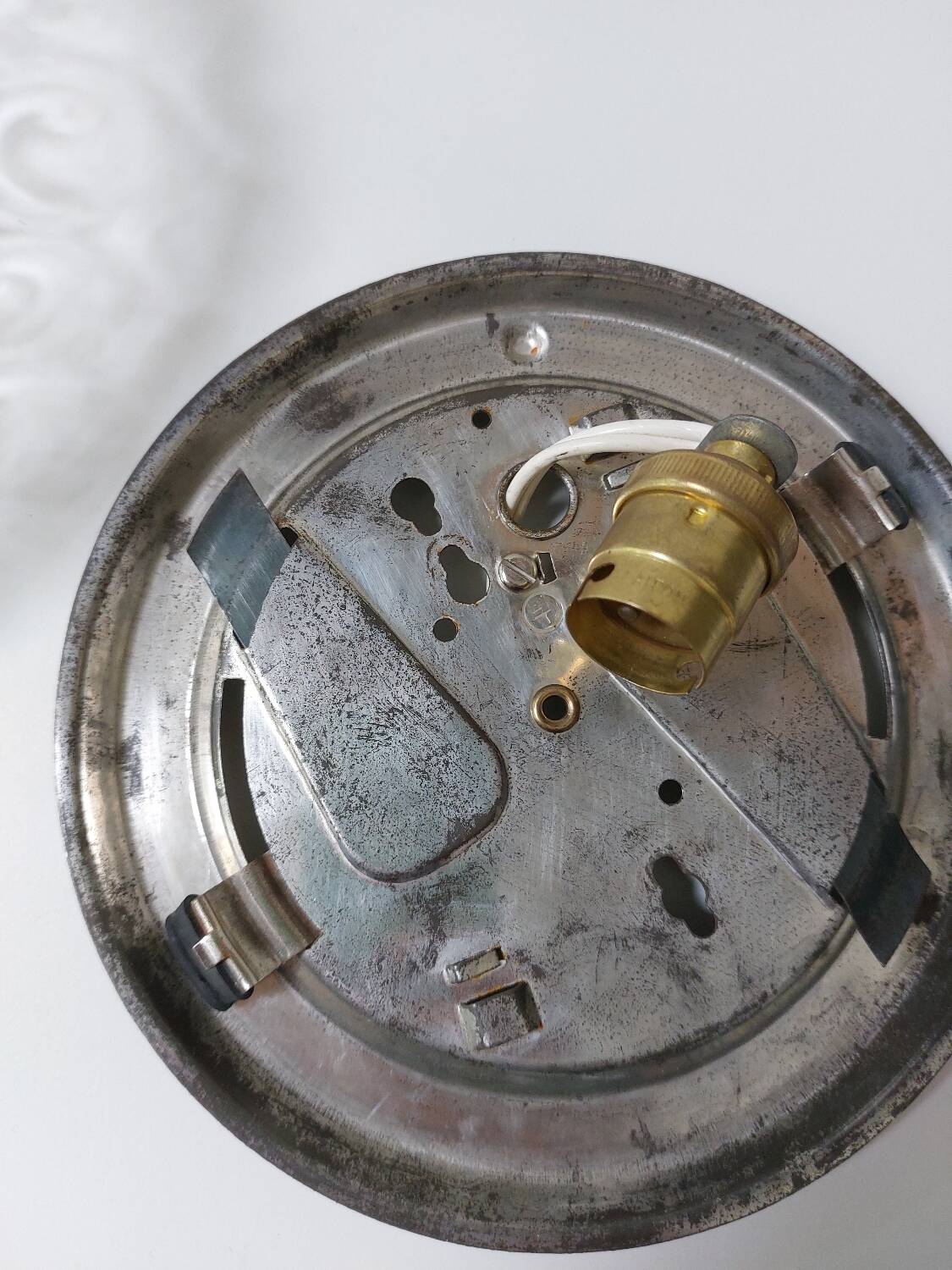 Helena Tynell 1970 ceiling light