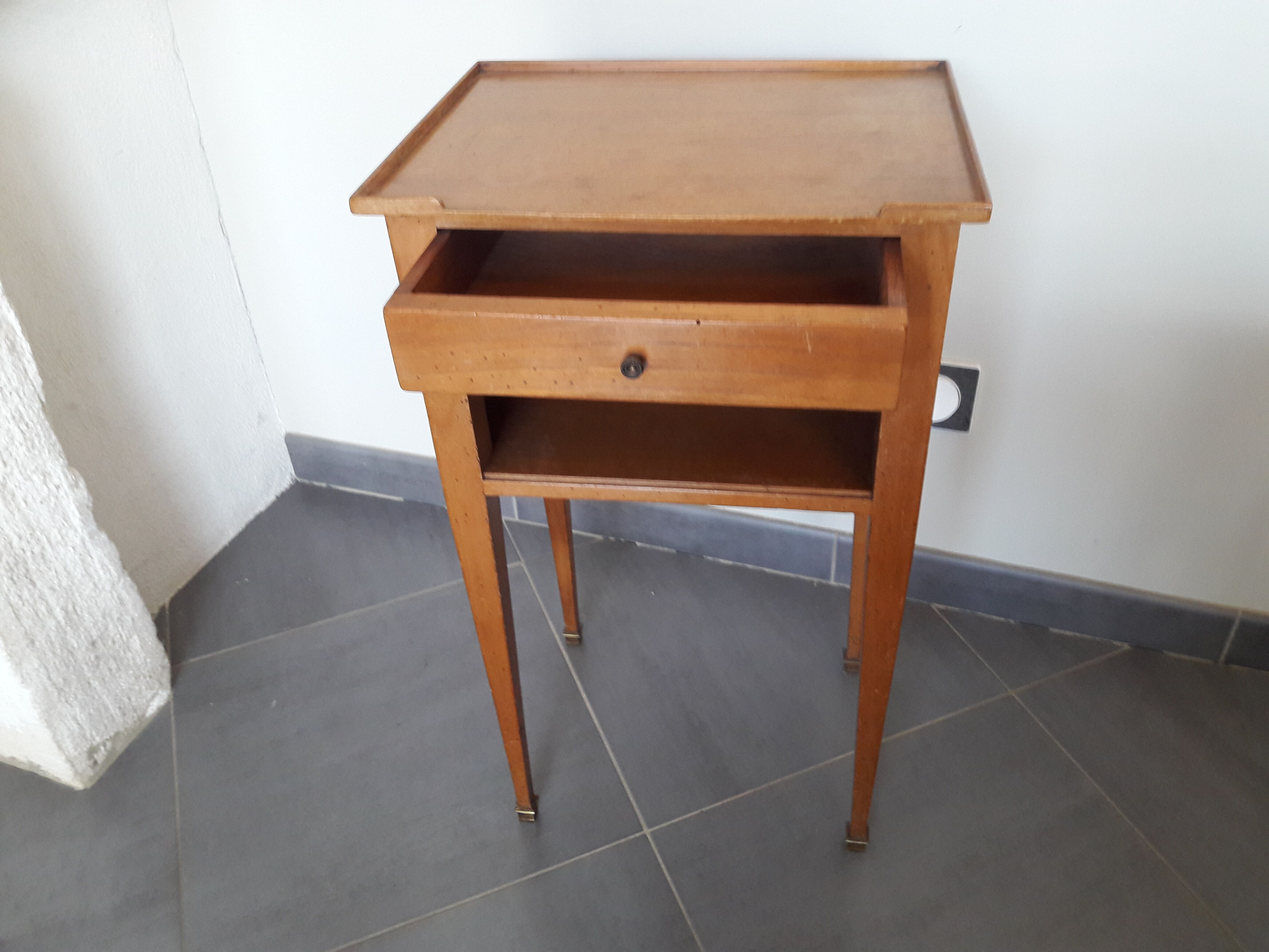 Pair of nightstands
