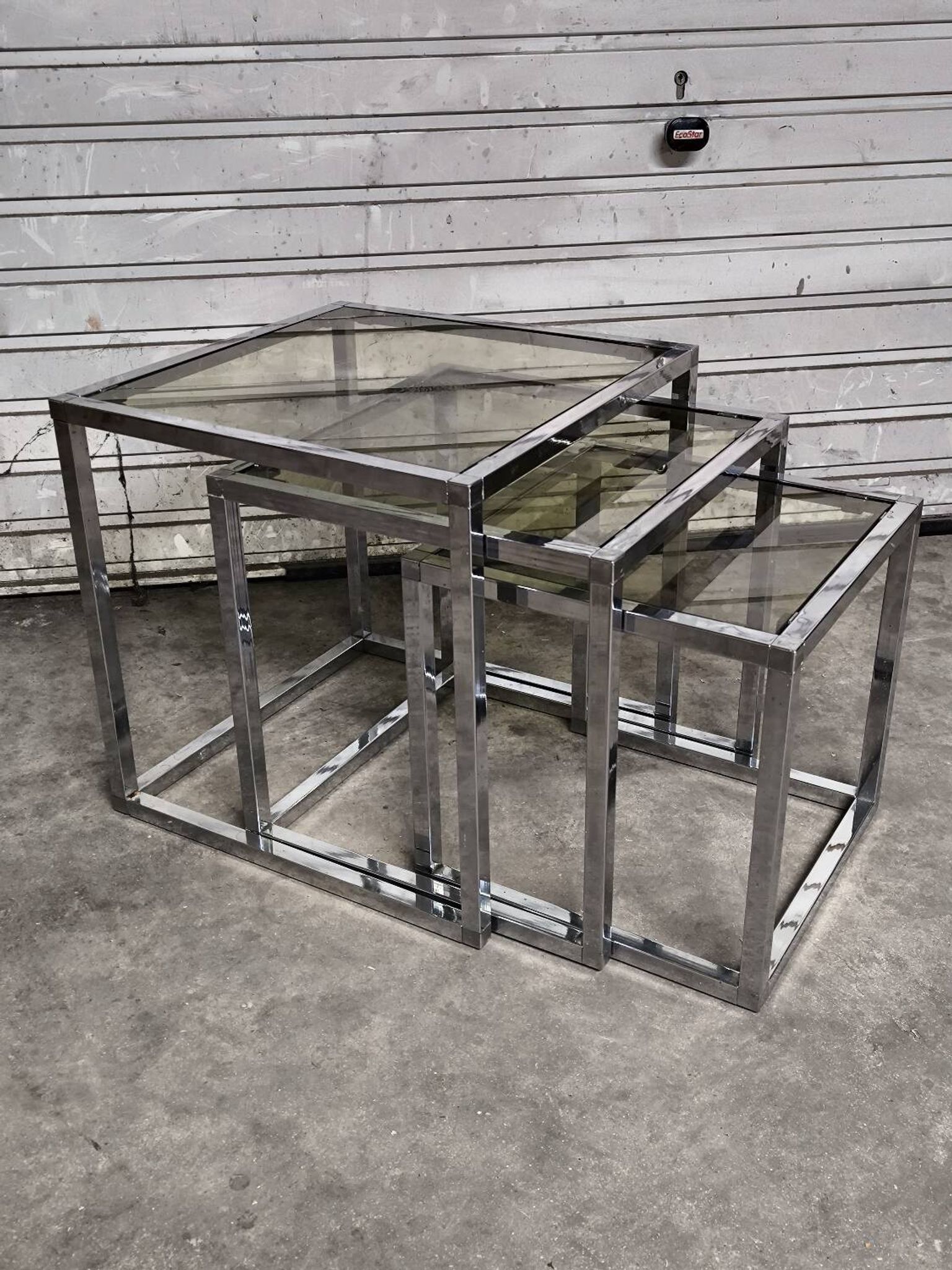 Vintage nesting tables