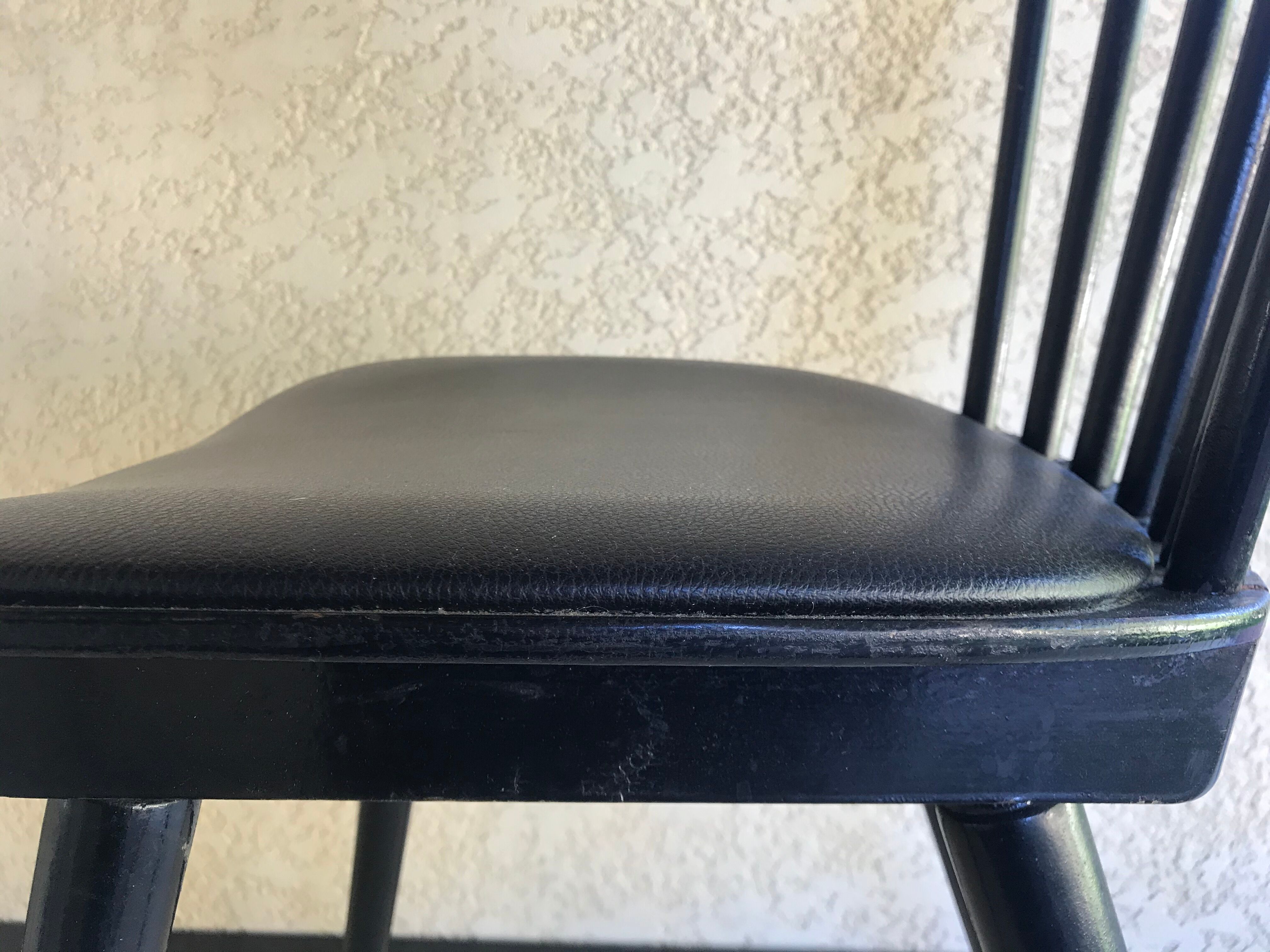 Lot of 3 chairs "Menuet" by Baumann