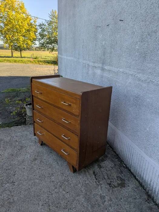 Vintage chest of drawers