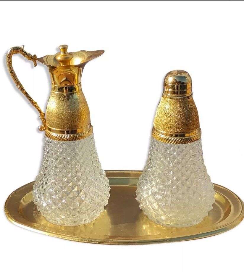 Vintage table set in chiseled glass and gilding